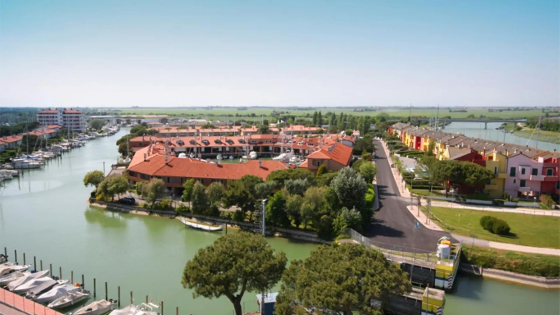 Modern Flat, 130M From The Sea With Shared Pool Apartment Porto Santa Margherita di Caorle